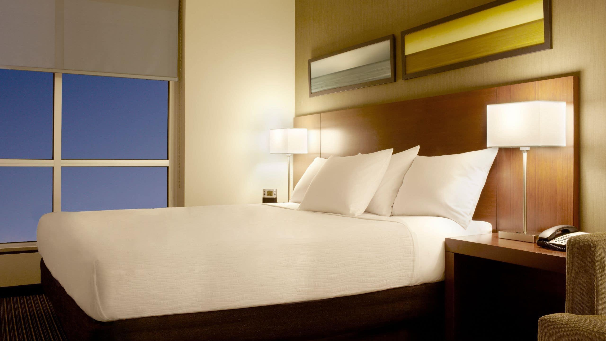 Hyatt Place Delano Buitenkant foto