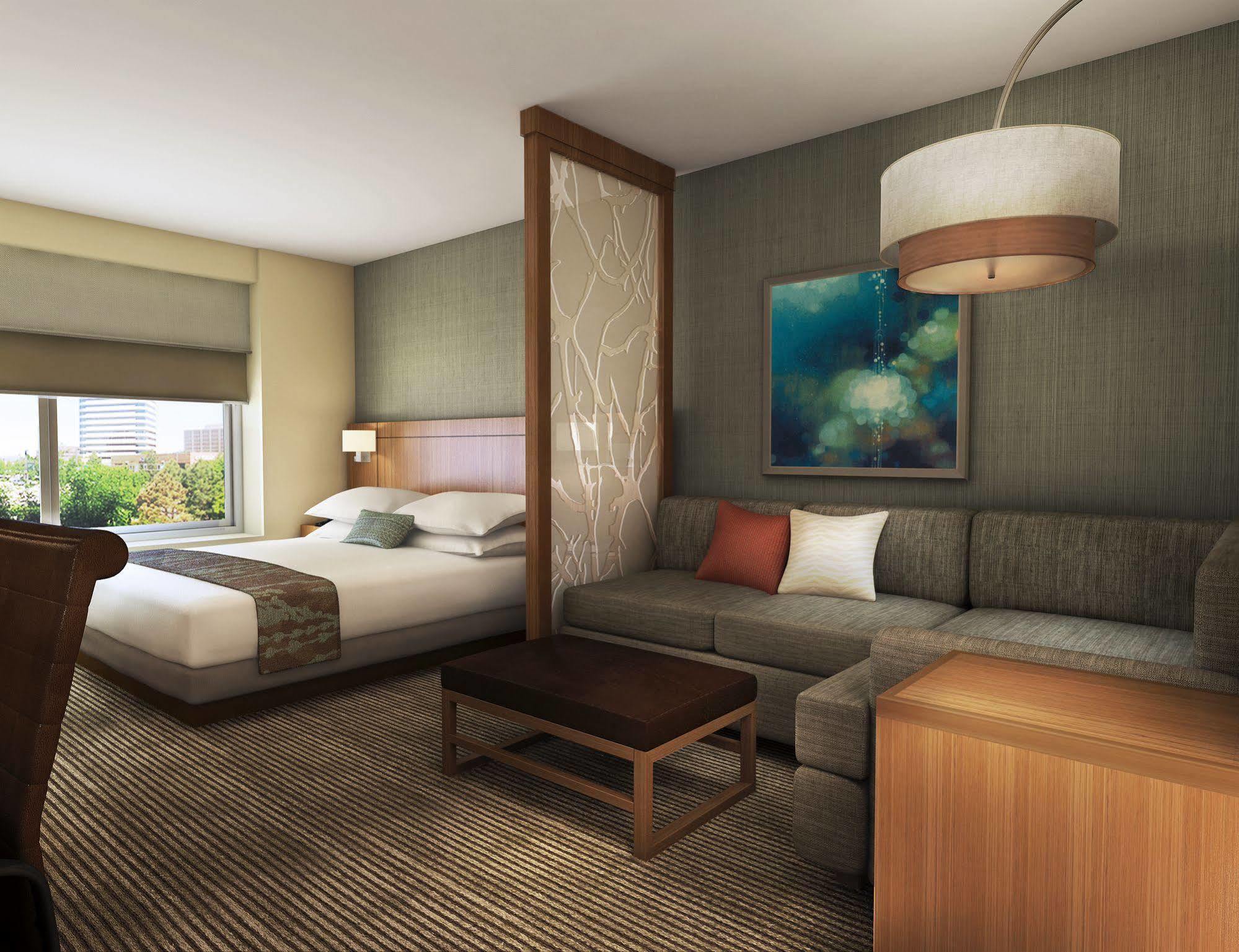 Hyatt Place Delano Buitenkant foto